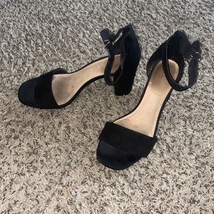 Old navy black heels